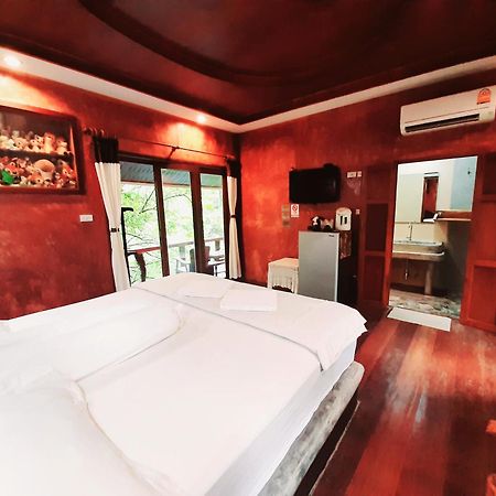 Tuaprodhome Khao Lak Værelse billede